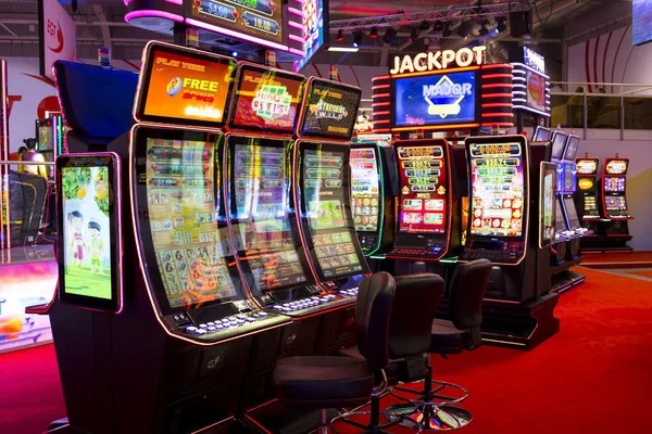 nagawin login Serang Lucky Slots